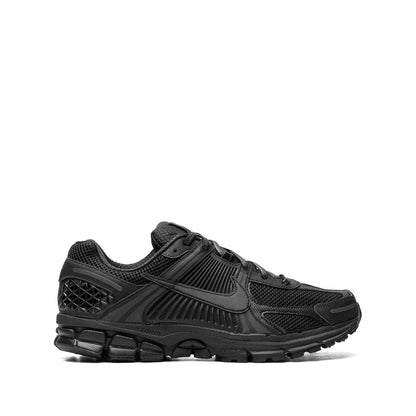Nike Zoom Vomero 5 "Triple Black" sneakers