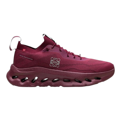 Luxurykicks.store On Running Cloudtilt sneakers in beet red with a breathable knit upper and responsive foam midsole.