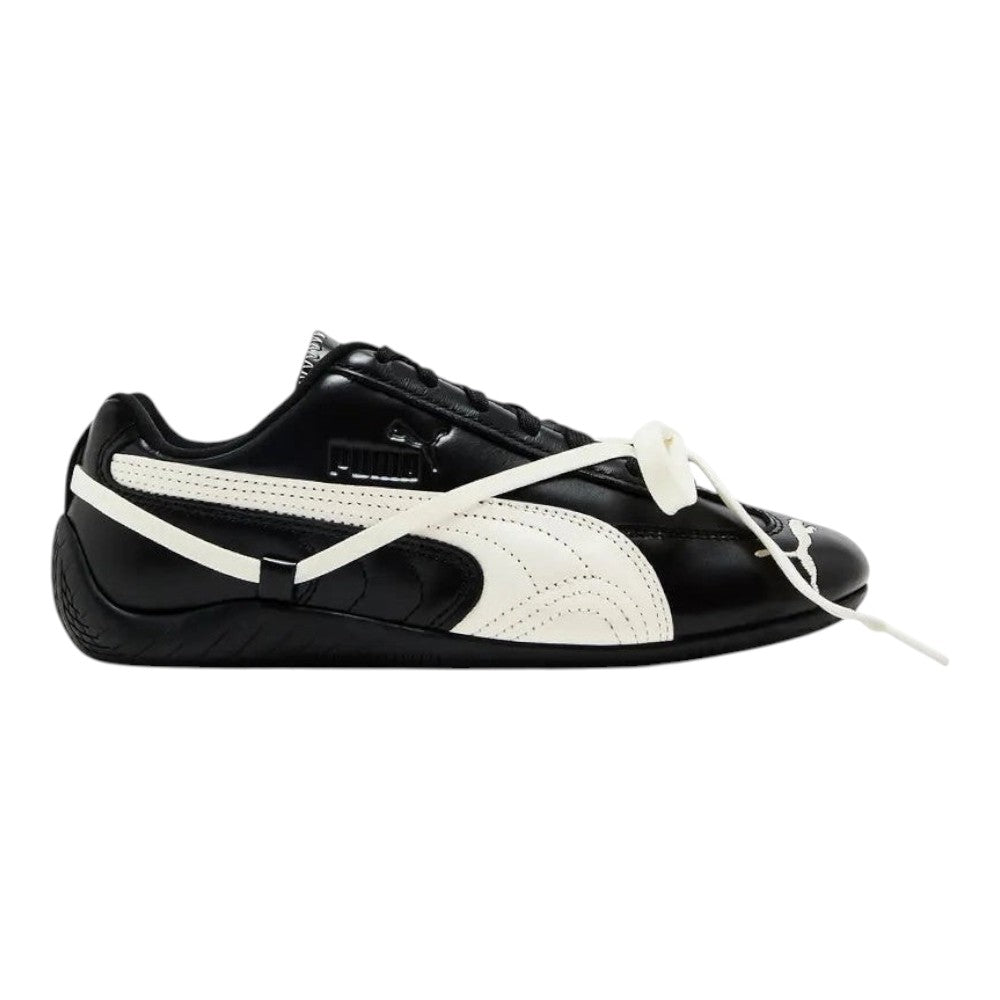 Luxurykicks.store Rosé x Puma Wmns Speedcat Premium sneaker in black leather with white side stripe and laces